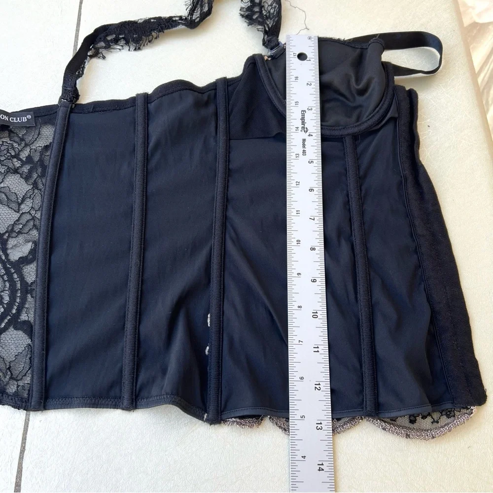 Cotton Club Black lace corset top with white floral embroidery beads Size 34M